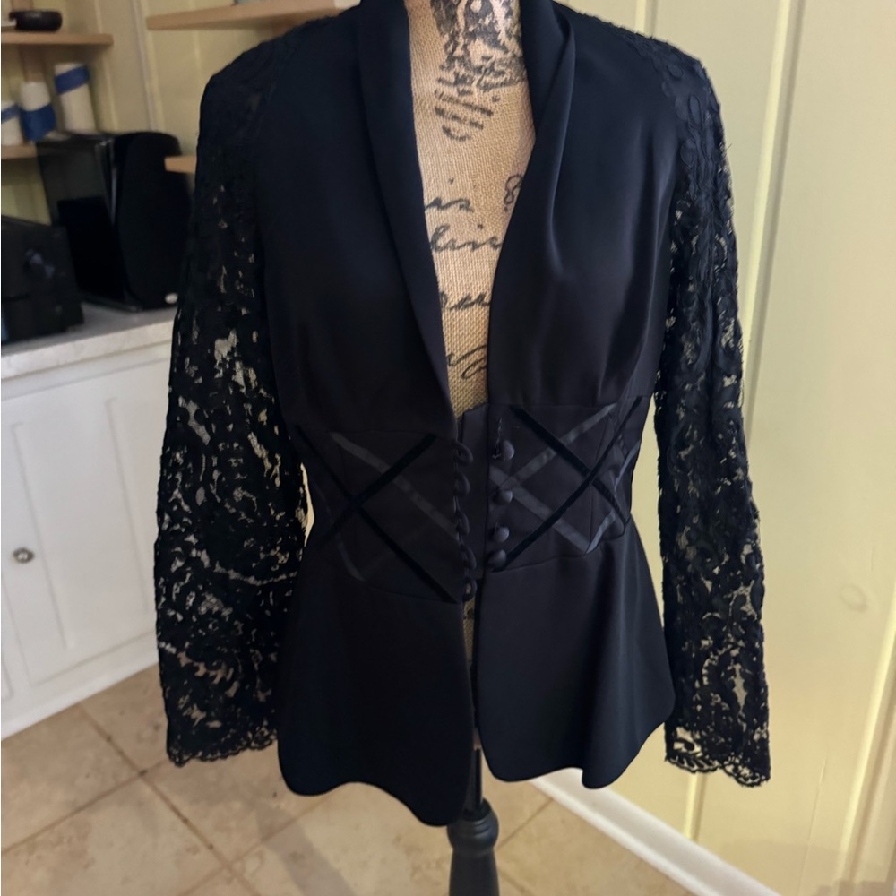 NWT Armani Collezioni Black Lace Sleeve Blazer size 46 European - M (narrow / sm